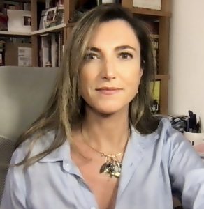 Photo of journalist Patrícia Campos Mello